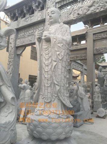 点击查看详细信息<br>标题：人物像14 阅读次数：1386
