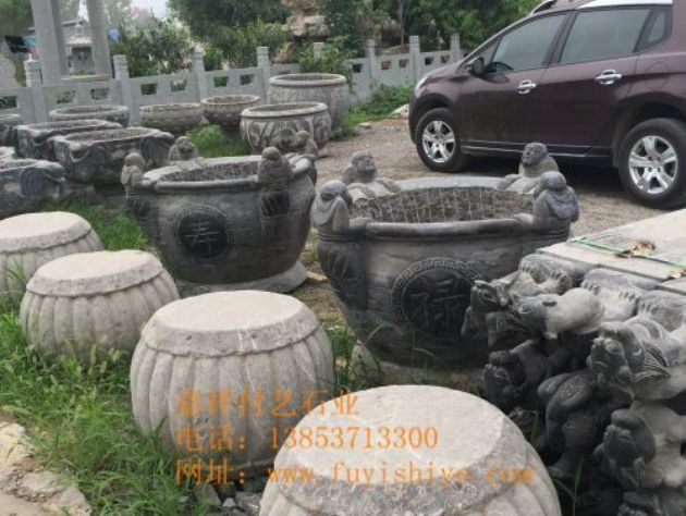 点击查看详细信息<br>标题：石雕桌凳12 阅读次数：1443