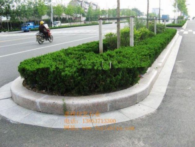 点击查看详细信息<br>标题：路沿石11 阅读次数：2317